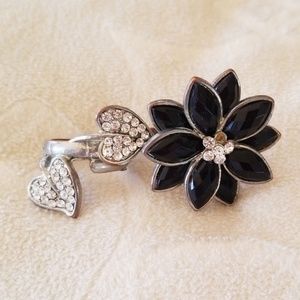 Double Flower & Leaves Ring